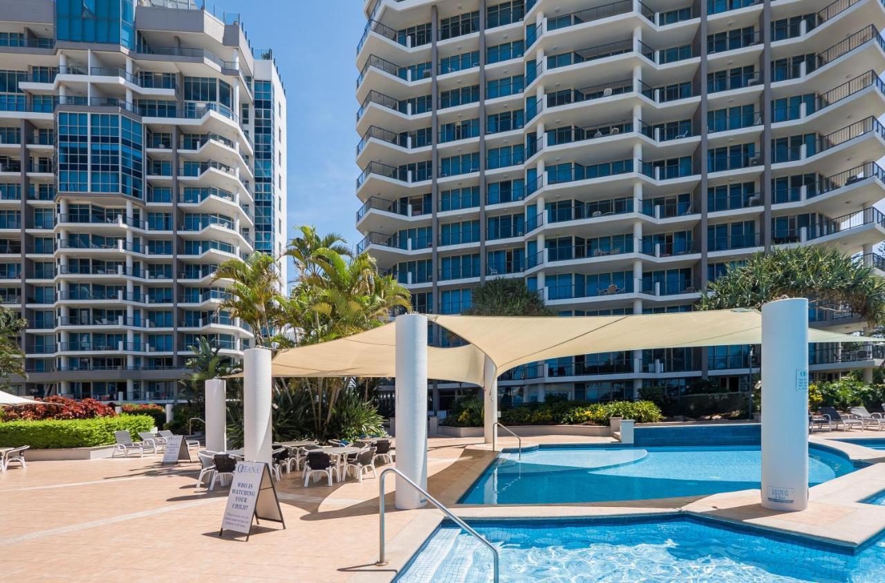 Oceana On Broadbeach Aparthotel Esterno foto